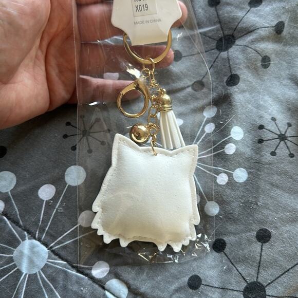 Rhinestone Pomeranian puffy keychain purse charm.  Adorable!!! NWOT! - Picture 3 of 4